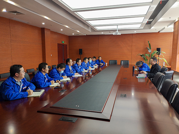 3月14日，渭河彬州化工公司質(zhì)量、環(huán)境、職業(yè)健康安全管理體系認證工作會順利召開。(副圖）.jpg