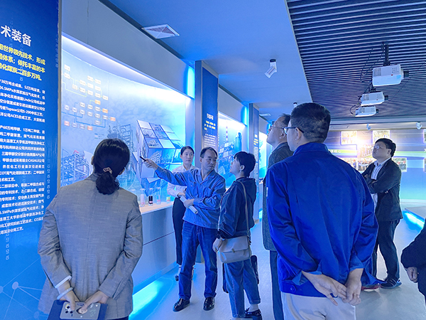 2023年9月25日，陜西省工信廳節(jié)能綜合利用處和原材料工業(yè)處調研組到公司調研幫扶.jpg