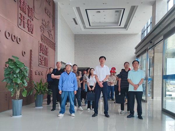 9月13日，應(yīng)急管理部檢查組來(lái)彬州公司開(kāi)展安全檢查.jpg