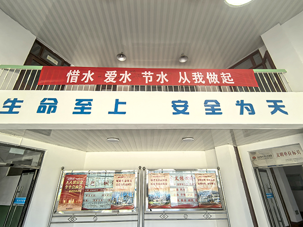 f139a6a8d541582a4db9cec44a08d9d.jpg