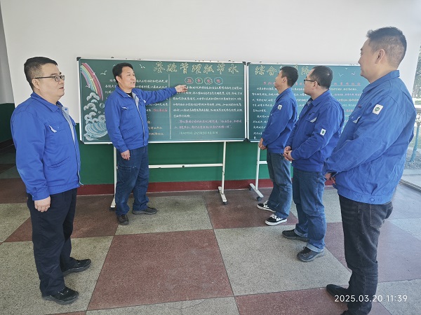 馬順邦進(jìn)行節(jié)水動員.jpg